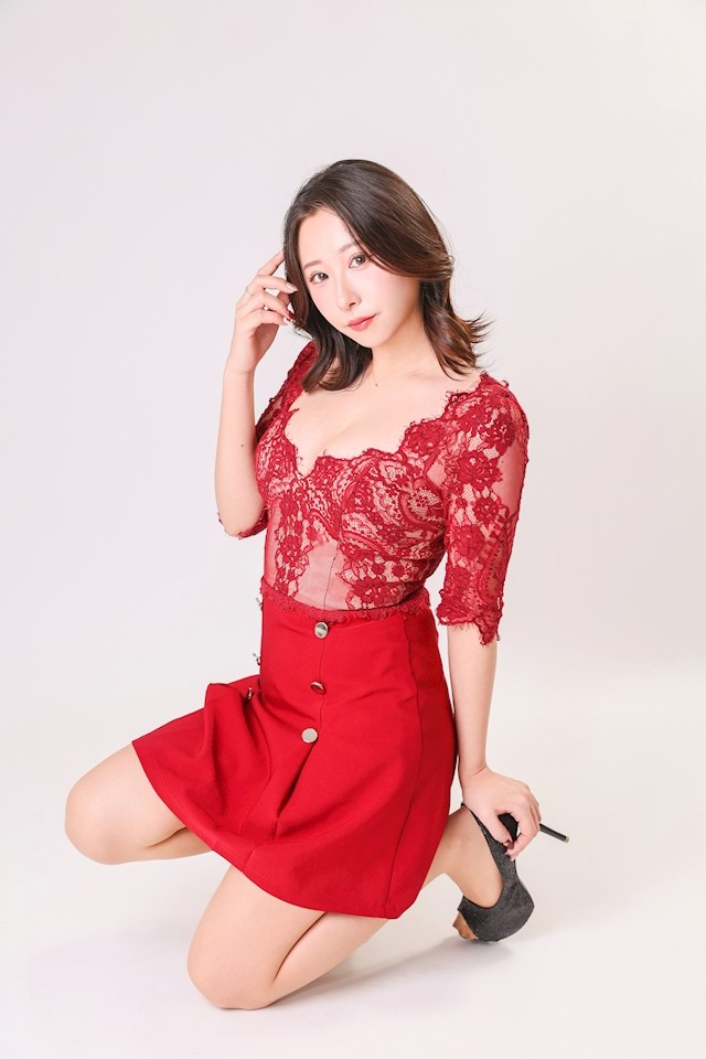 綾瀬 セナプロフィール写真3